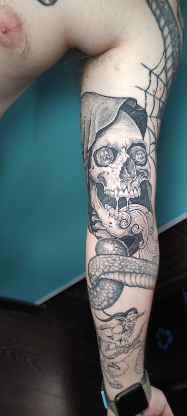 Black Work healed caronte